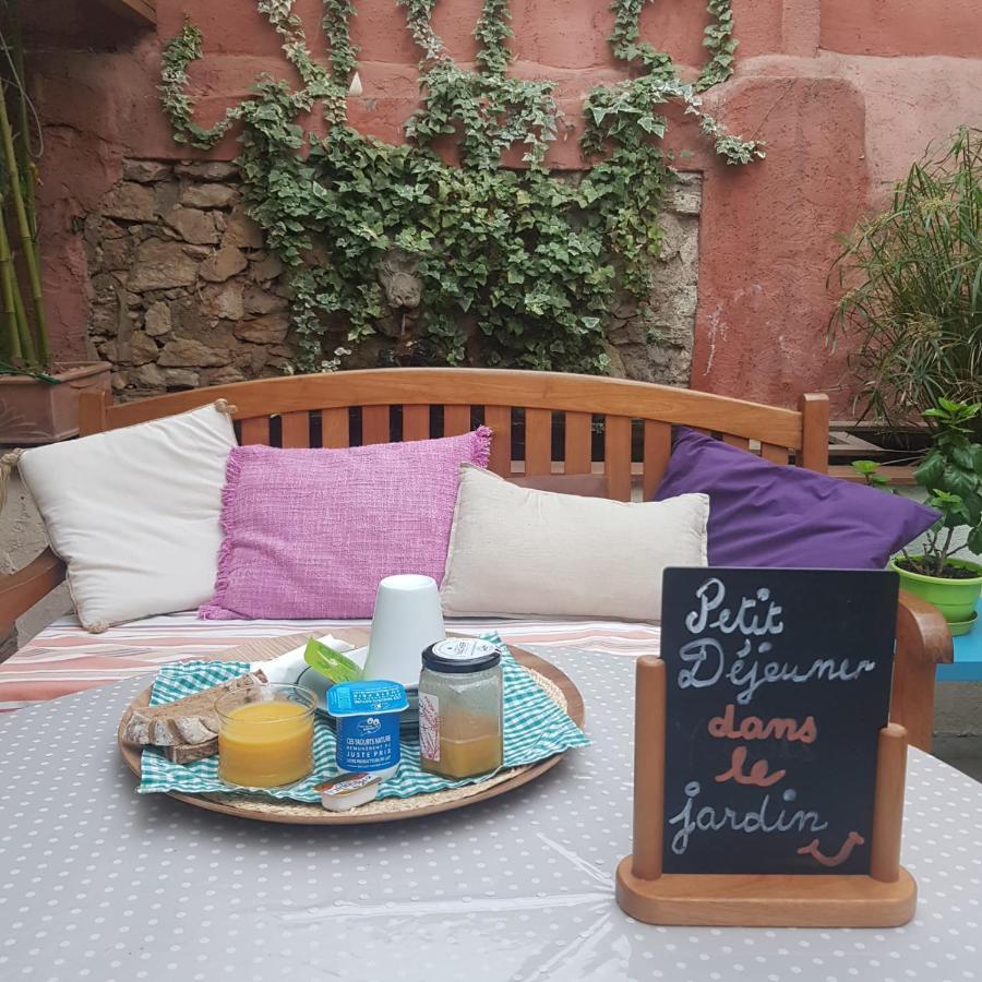 Bed & Breakfast Les De Jeannette Marseilles